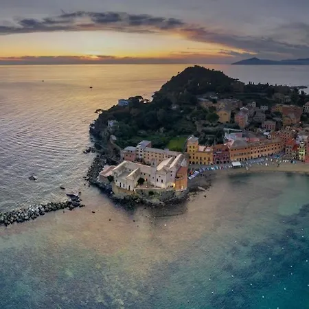 Monolocale Nel Parco Con Piscina Sestri Levante