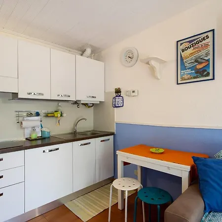 Apartment Monolocale Nel Parco Con Piscina Sestri Levante