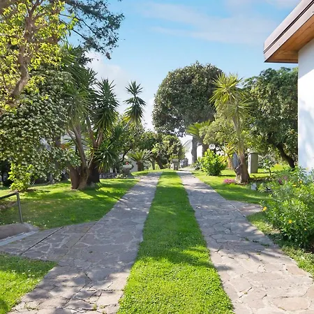 Monolocale Nel Parco Con Piscina Apartment Sestri Levante